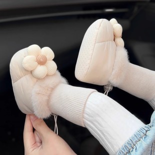 婴儿鞋袜0-1岁软布底加绒加厚保暖女宝宝冬季6-12个月不掉学步鞋2