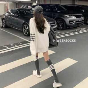 四条杠棉袜子带标中筒袜小腿袜JK日系长筒袜及膝过膝袜条纹长腿袜