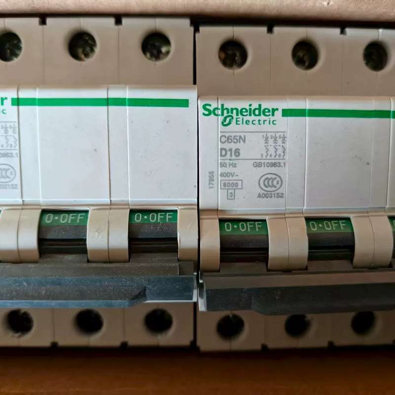 议价-Schneider 施耐德 C65N 3P断路器-可维修