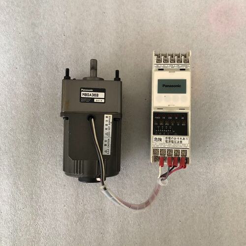 议价-电机M8RA25GV4Q配减速箱MBGA36B配速度控制器D-可维修