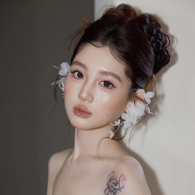 韩式简约气质新娘绢纱花朵耳夹梦幻羽毛流苏耳饰森系小清新婚饰品