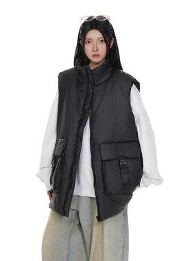 高级感黑色无袖马甲棉服