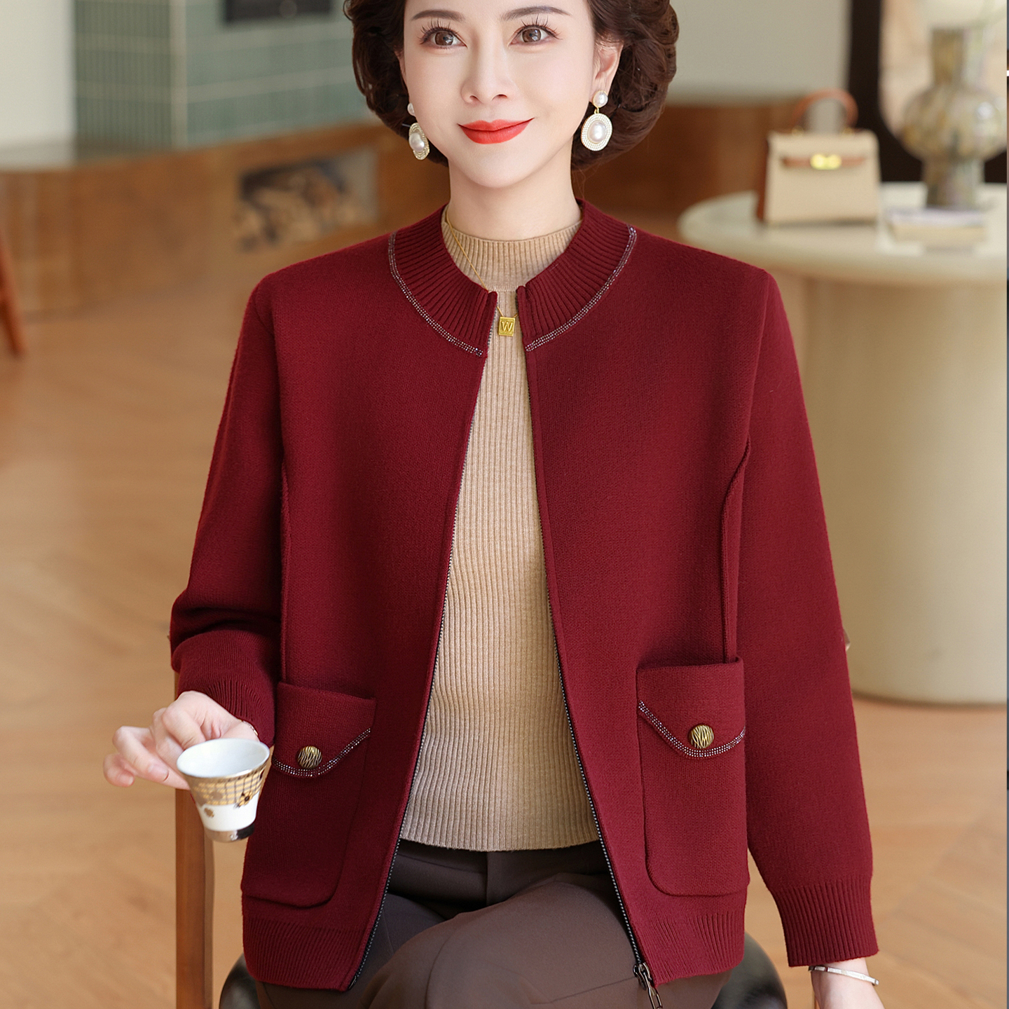 中老年女秋装针织开衫立领上衣