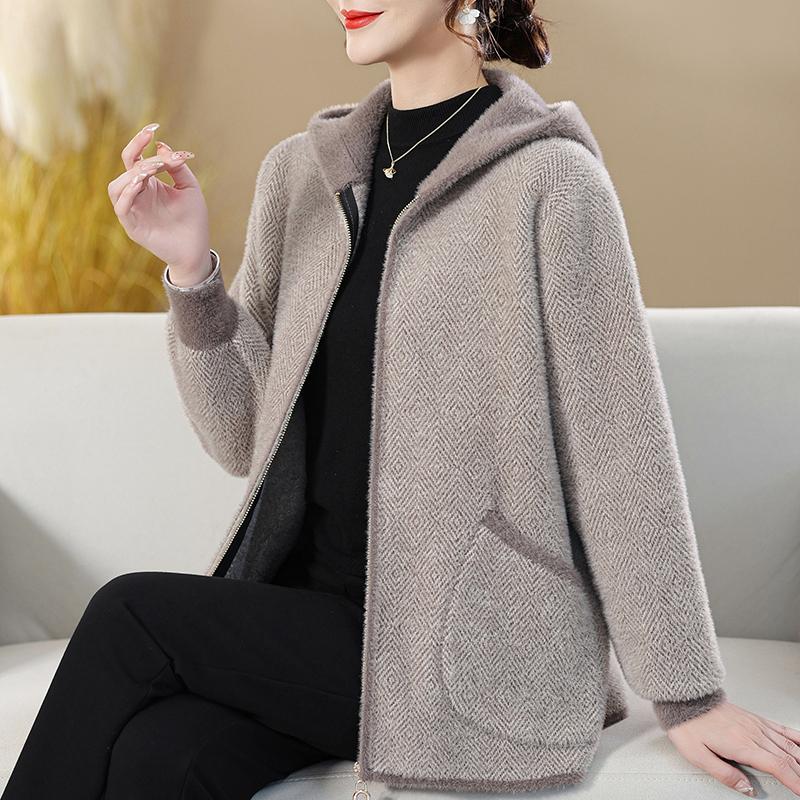 牧芮妈妈中老年女连帽外套