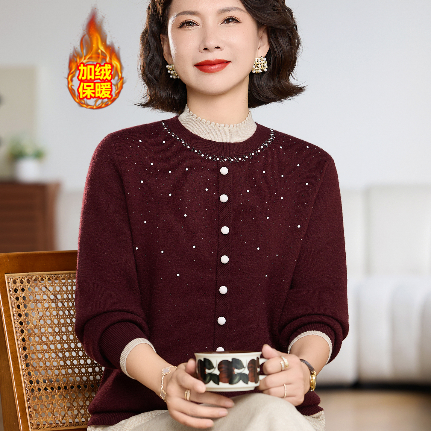 妈妈装秋冬新款小香风一体绒毛衣