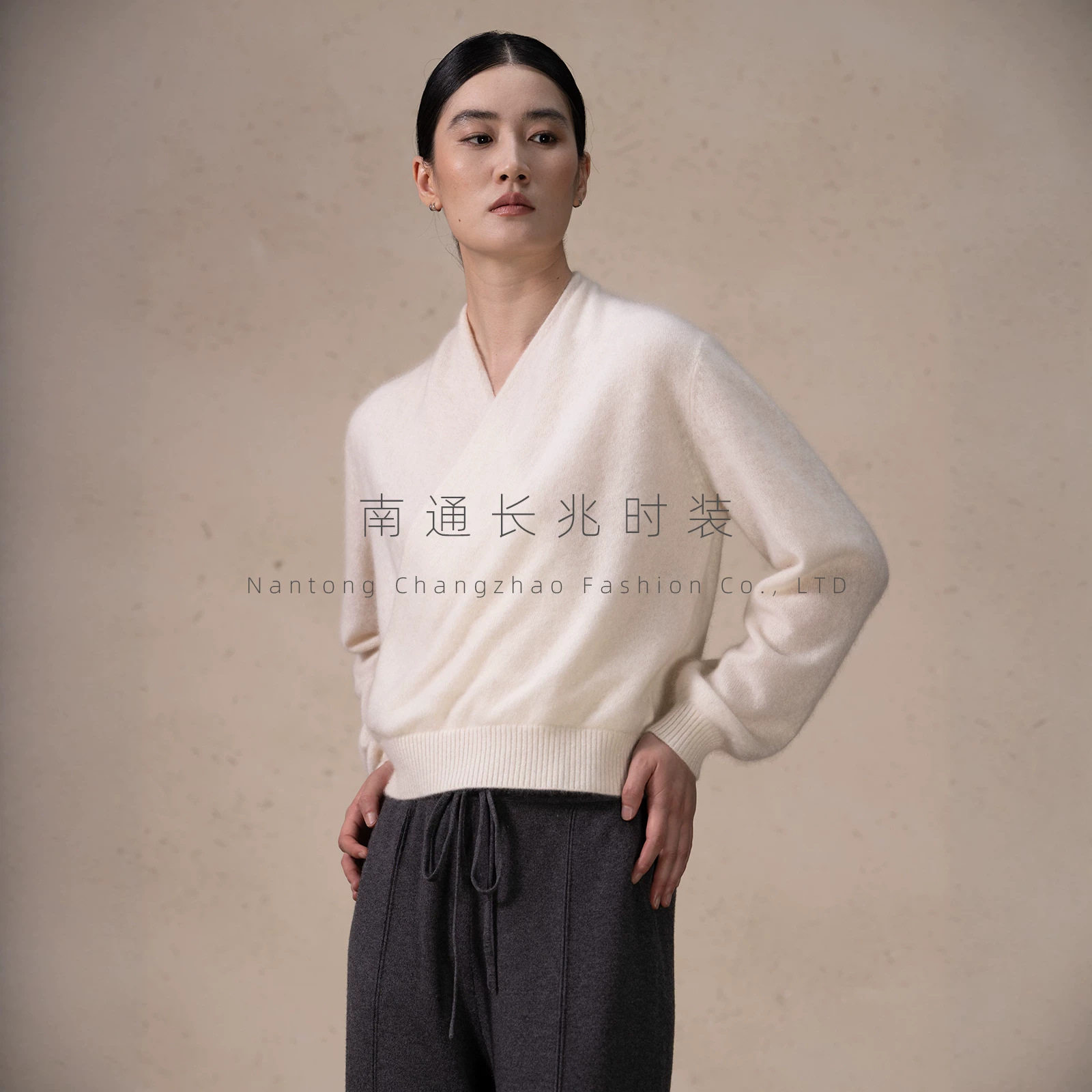 纯羊绒衫女交襟V领100%羊绒拉绒套头衫女26秋冬新款两片式上衣