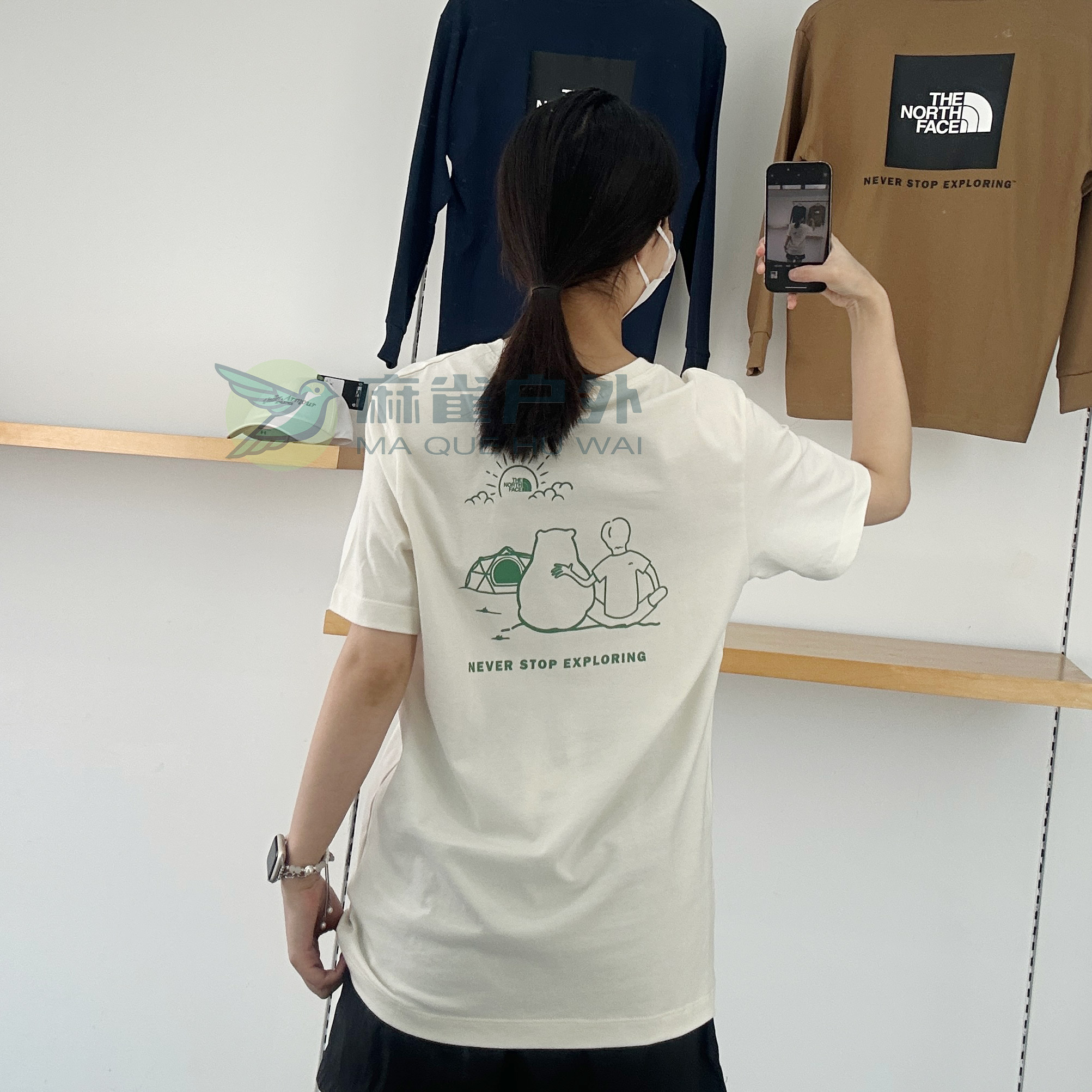 北面户外休闲透气圆领短袖T恤