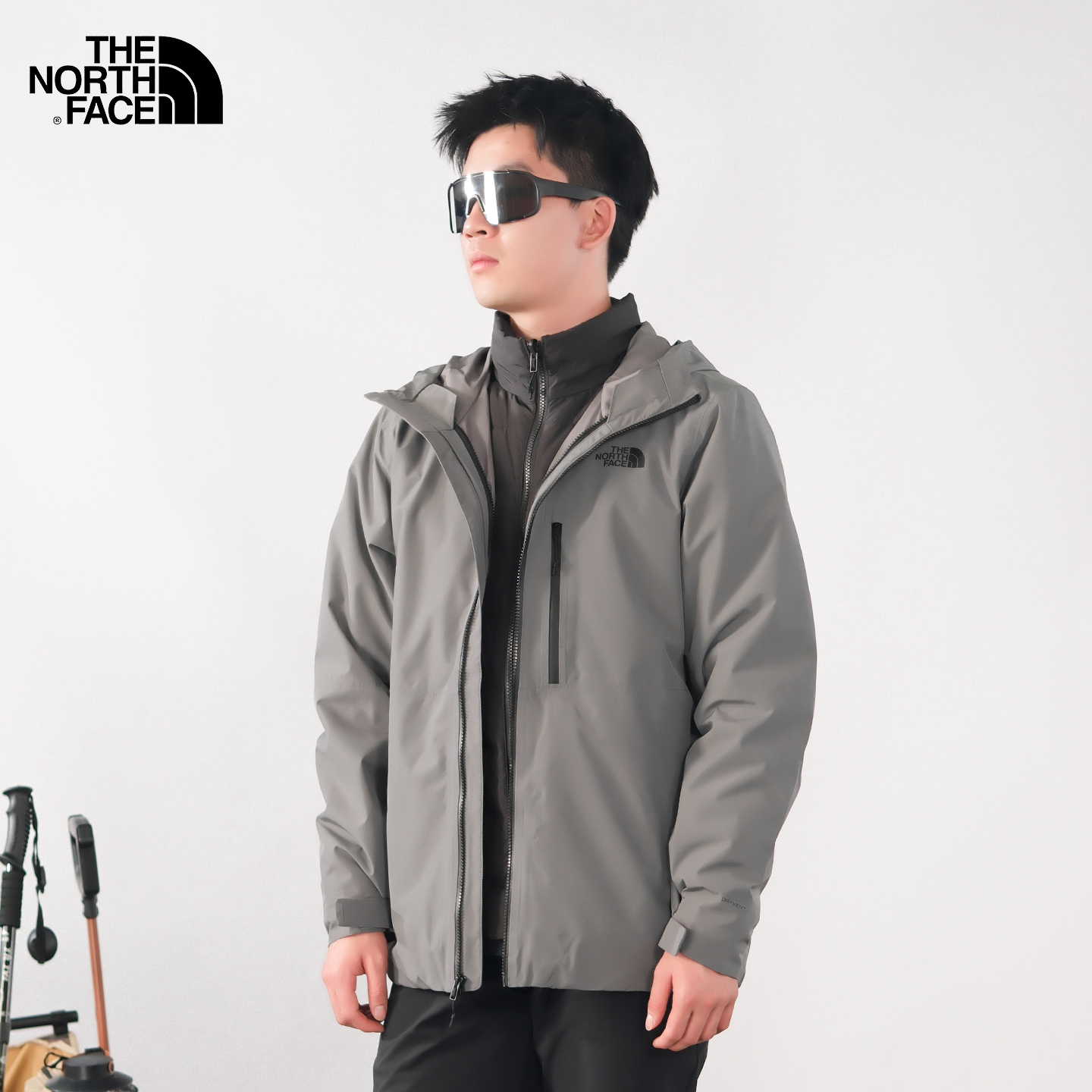 TheNorthFace北面秋冬男子冲锋衣防水透气羽绒内胆三合一外套83SL