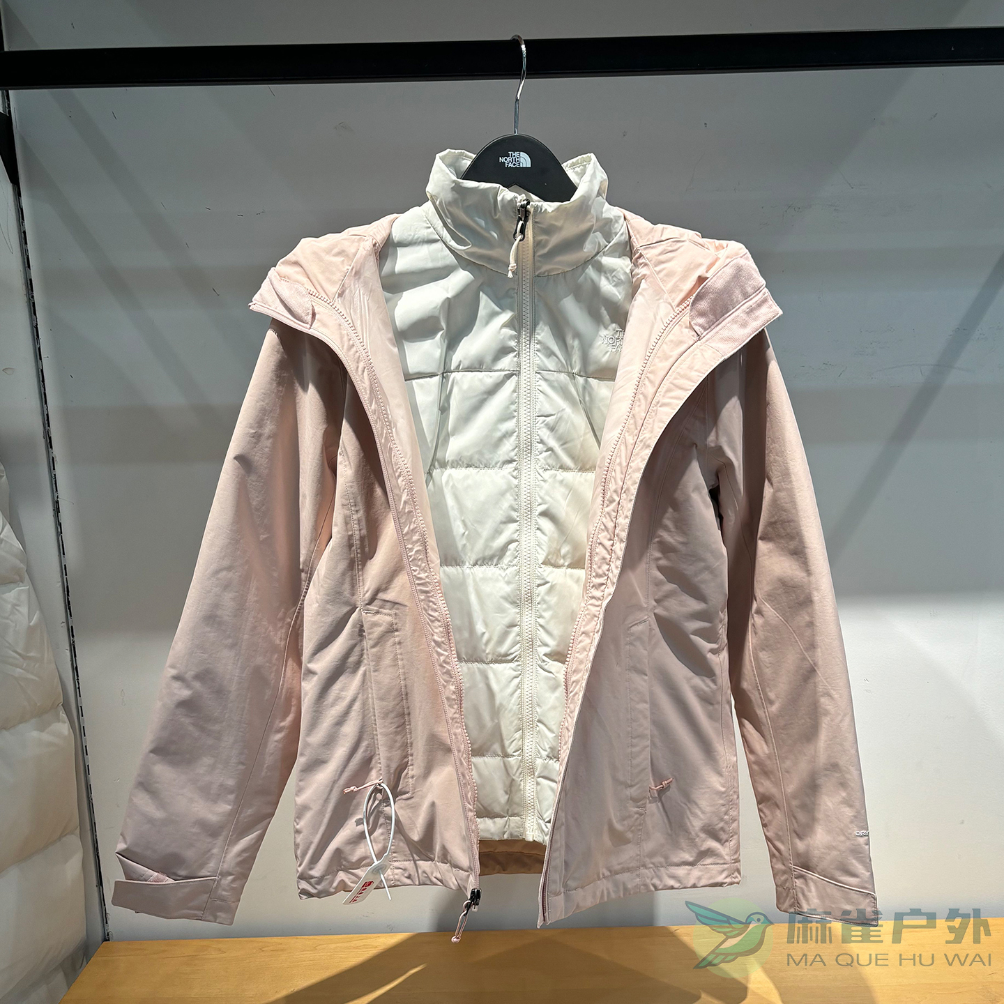 北面女子典羽绒保暖三合一冲锋衣