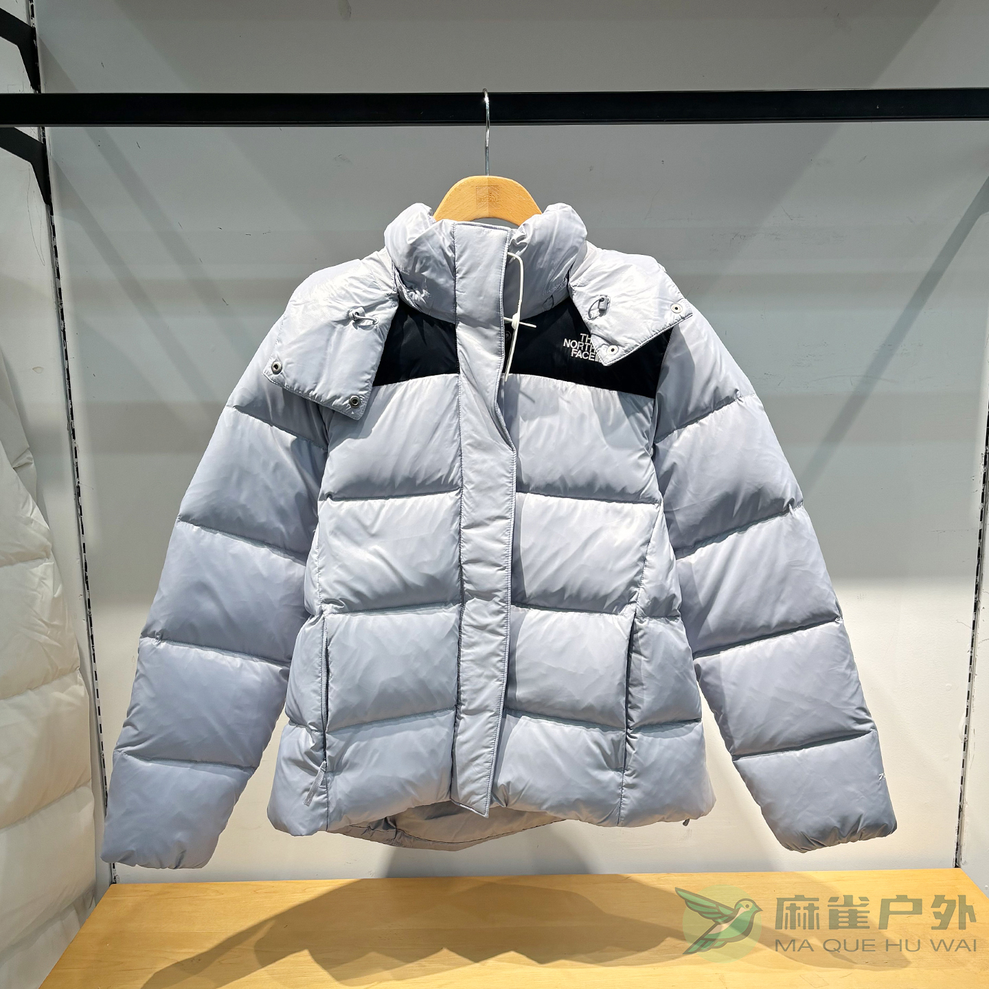 北面女Puffy保暖鹅绒羽绒服外套