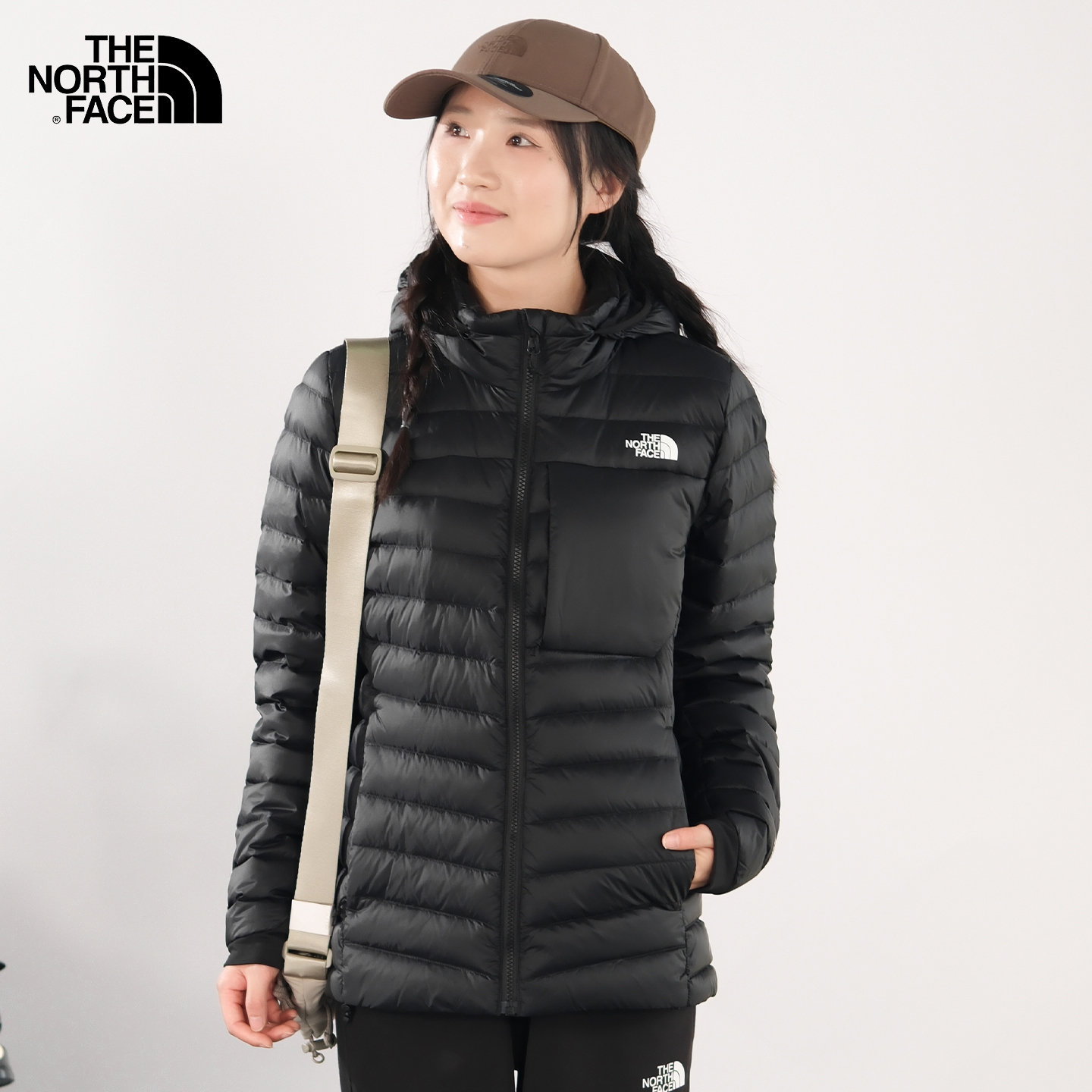 北面户外保暖防泼水鹅绒羽绒服女