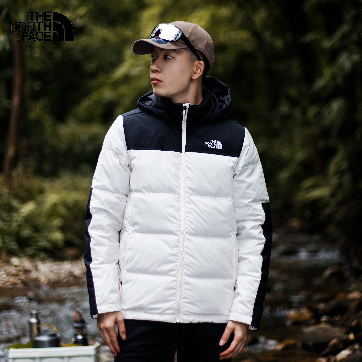 北面户外防泼水保暖连帽羽绒服男