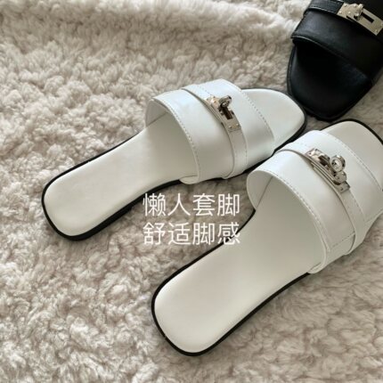养马之路~INS露思同款银扣一字拖女夏外穿平底沙滩海边凉拖鞋网红