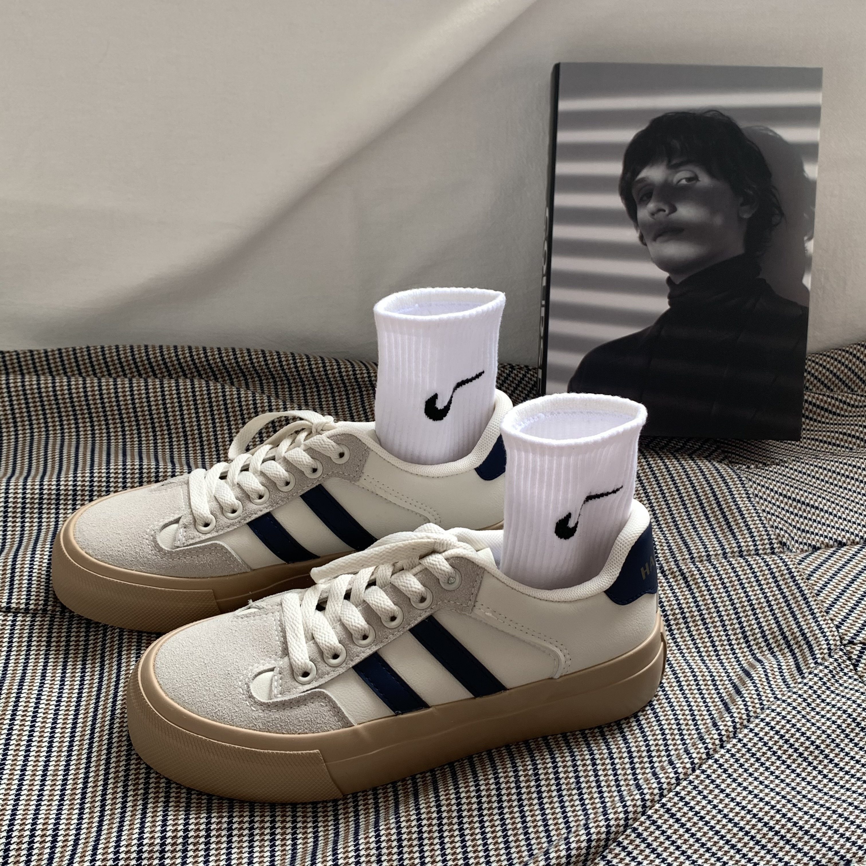 韩国ins 超火李圣经款小白鞋女春季百搭港风板鞋学生休闲运动鞋潮