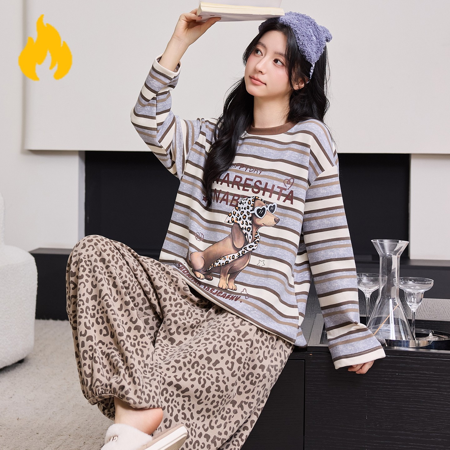 2026秋冬季德绒睡衣女长袖卡通豹纹裤女生加厚保暖羊绒家居服套装