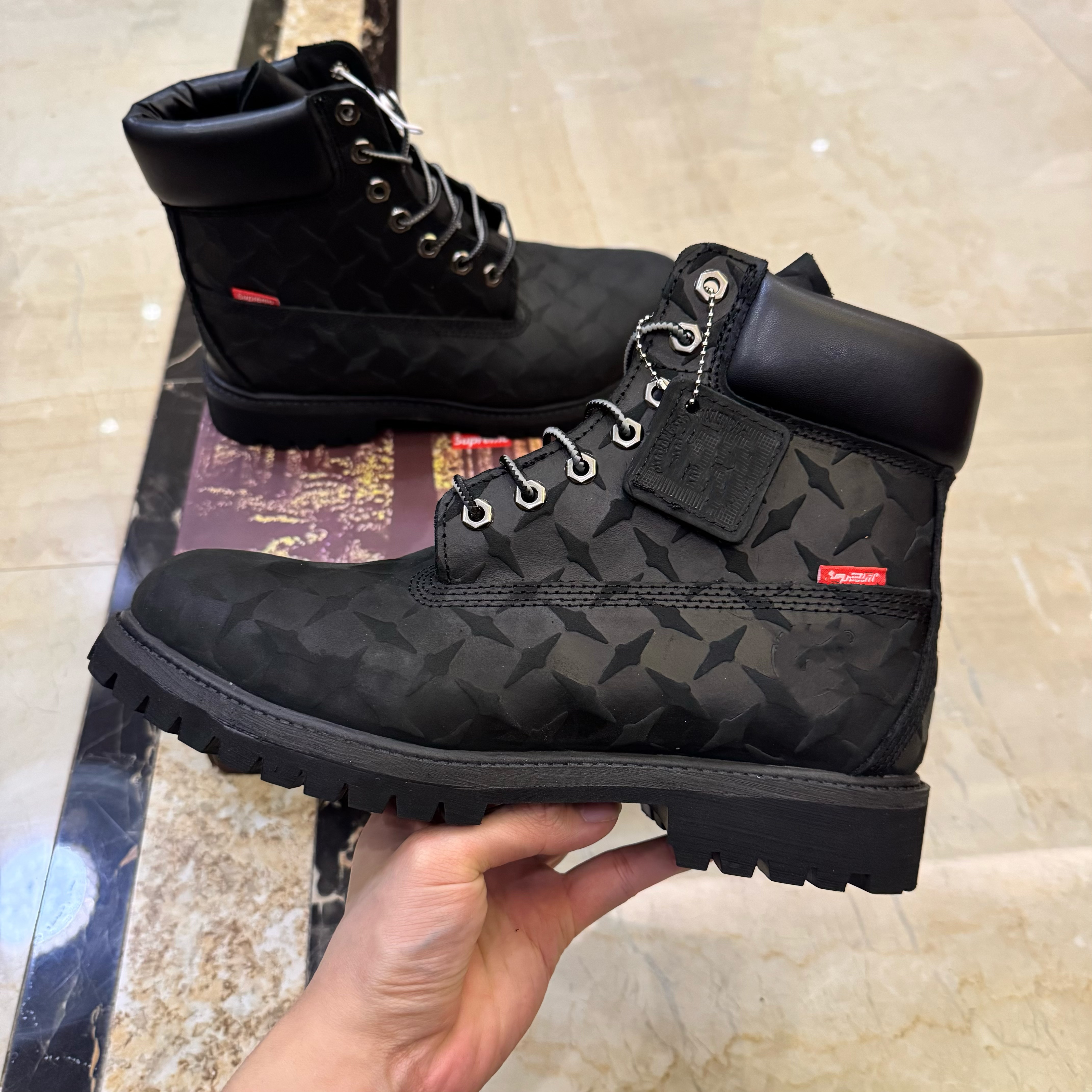 thumbnail for Rhubarb boots can't kick bad, steel stamp, embossed, waterproof, co-branded, SUP10061, top layer cowhide, male and female couples, outdoor Martin
