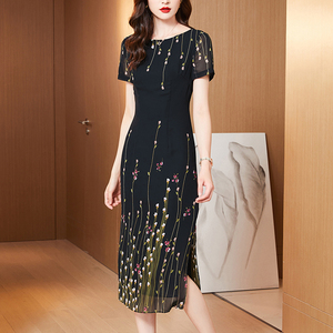 RM5644#黑色修身气质包臀连衣裙2023夏季新款女装印花短袖显瘦雪纺裙子