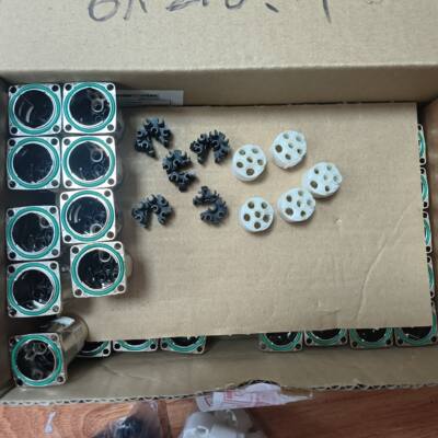 茵特康工业连接器原装正品型号：BEGA116MR43000100000，接口M23