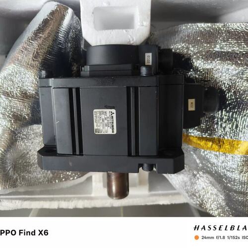 议价伺服马达2KW HC-SFS202K/BK 成色新