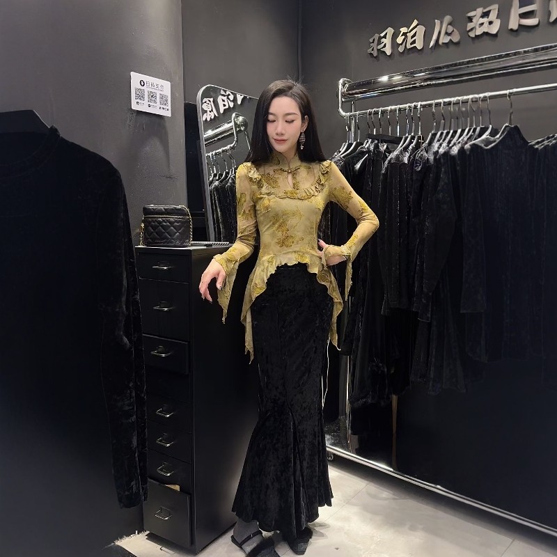 立领盘扣新中式衬衫女套头欧洲站2025早春新款荷叶边植绒提花潮