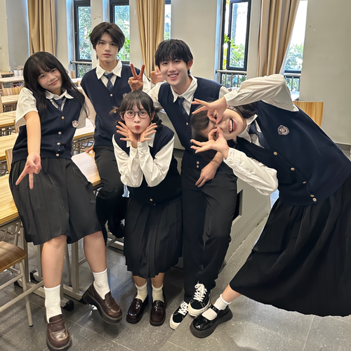 学院风马甲毛衣套装初高中演出服