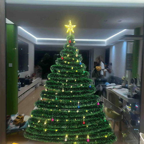 窗户圣诞树节装饰品仪式感