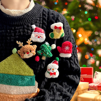 圣诞节感立体胸针秋冬小礼物配饰别针儿童小礼品衣饰节日饰品