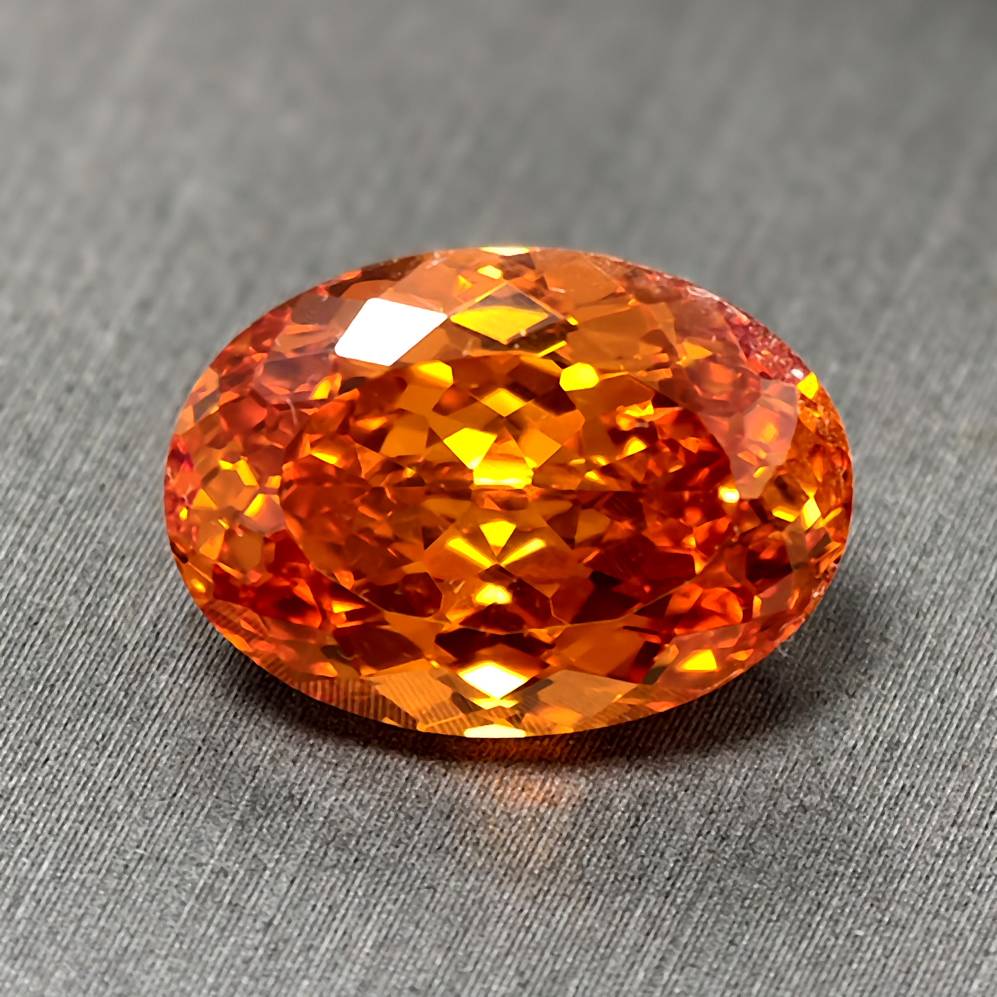 鸟巢高精切芬达石裸石椭圆形