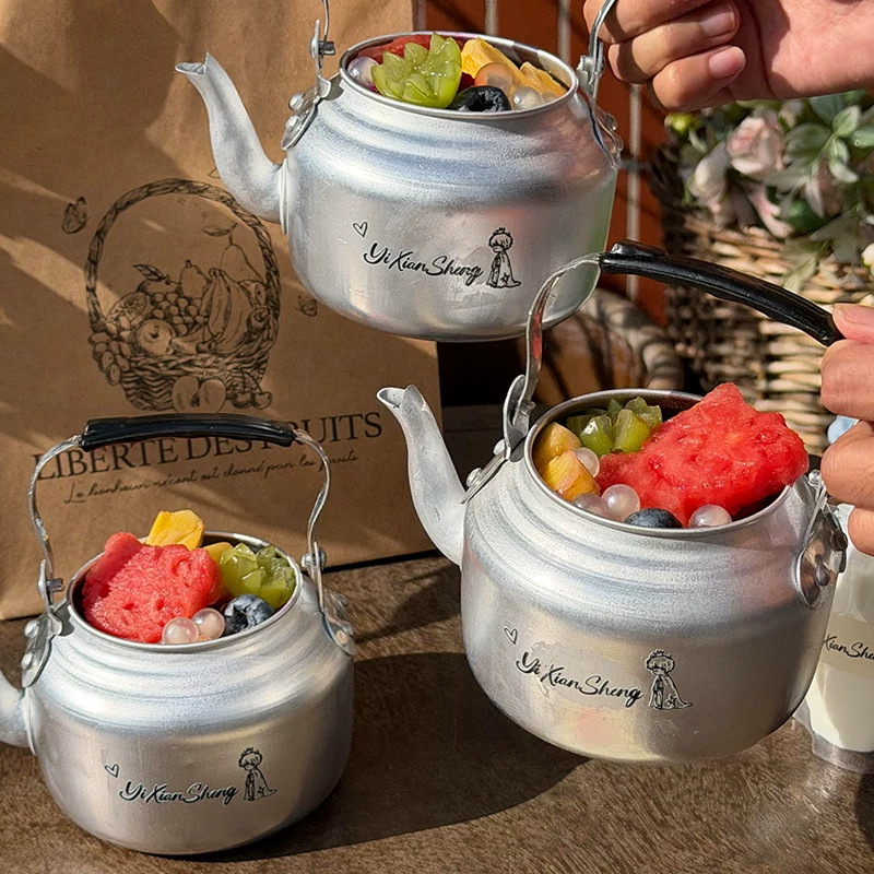 网红蛋糕铝壶摆摊水吊子奶茶壶甜品水果蛋糕小水壶拍照复古小茶壶