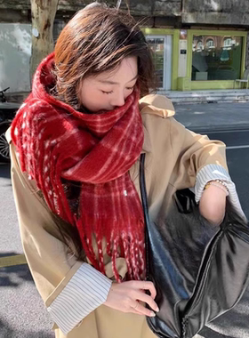 韩系马海毛格纹流苏围巾女冬季红色保暖百搭羊毛混纺高级感围脖厚