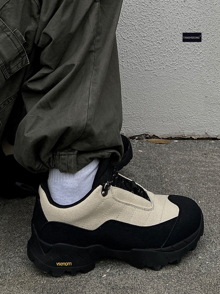 신발 남성 트렌디 신발 틈새 고급 야외 하이킹 신발 남성 및 여성 하이킹 마운틴 커플 캔버스 통기성 트렌디 브랜드 신발