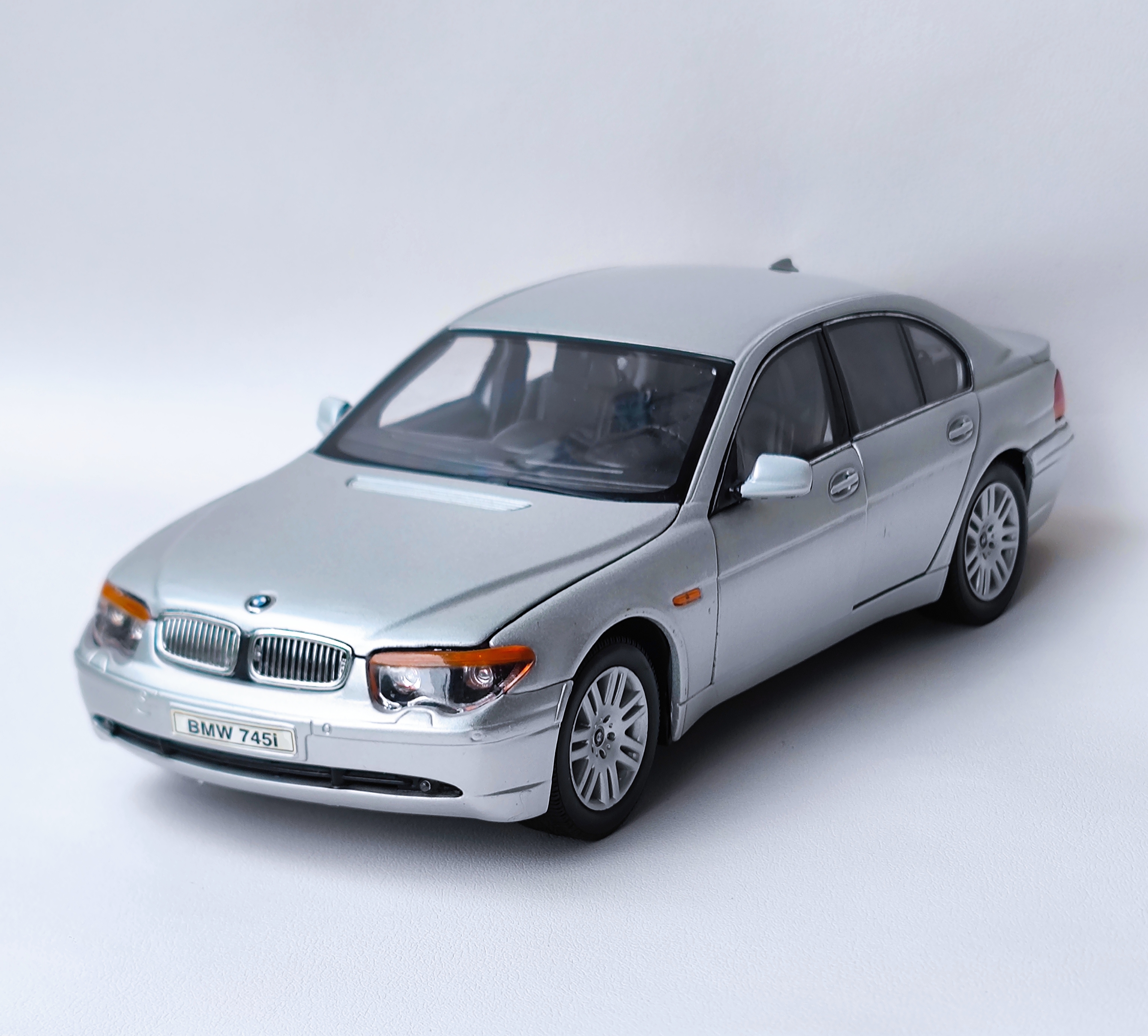 威利1 18 宝马7系BMW 745老款7系合金汽车模型礼品