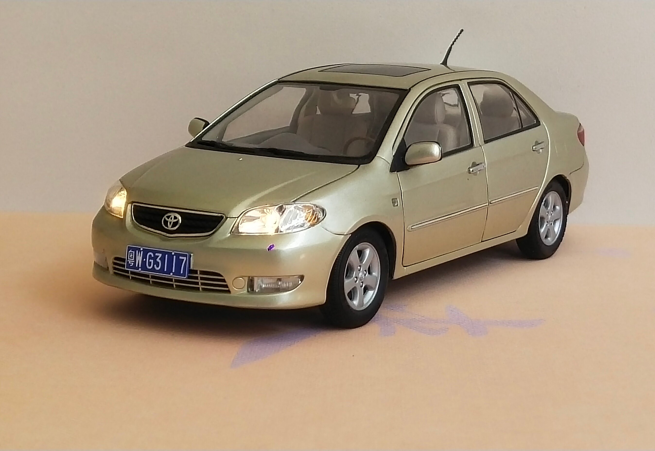 原厂2002-2007款威驰车模 1/18 老款丰田威驰合金仿真汽车模型