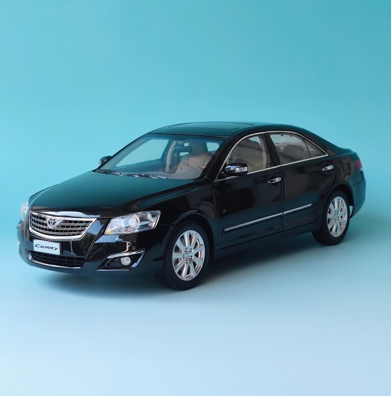 1:18 原厂广州丰田 第六代凯美瑞 toyota camry 合金汽车模型