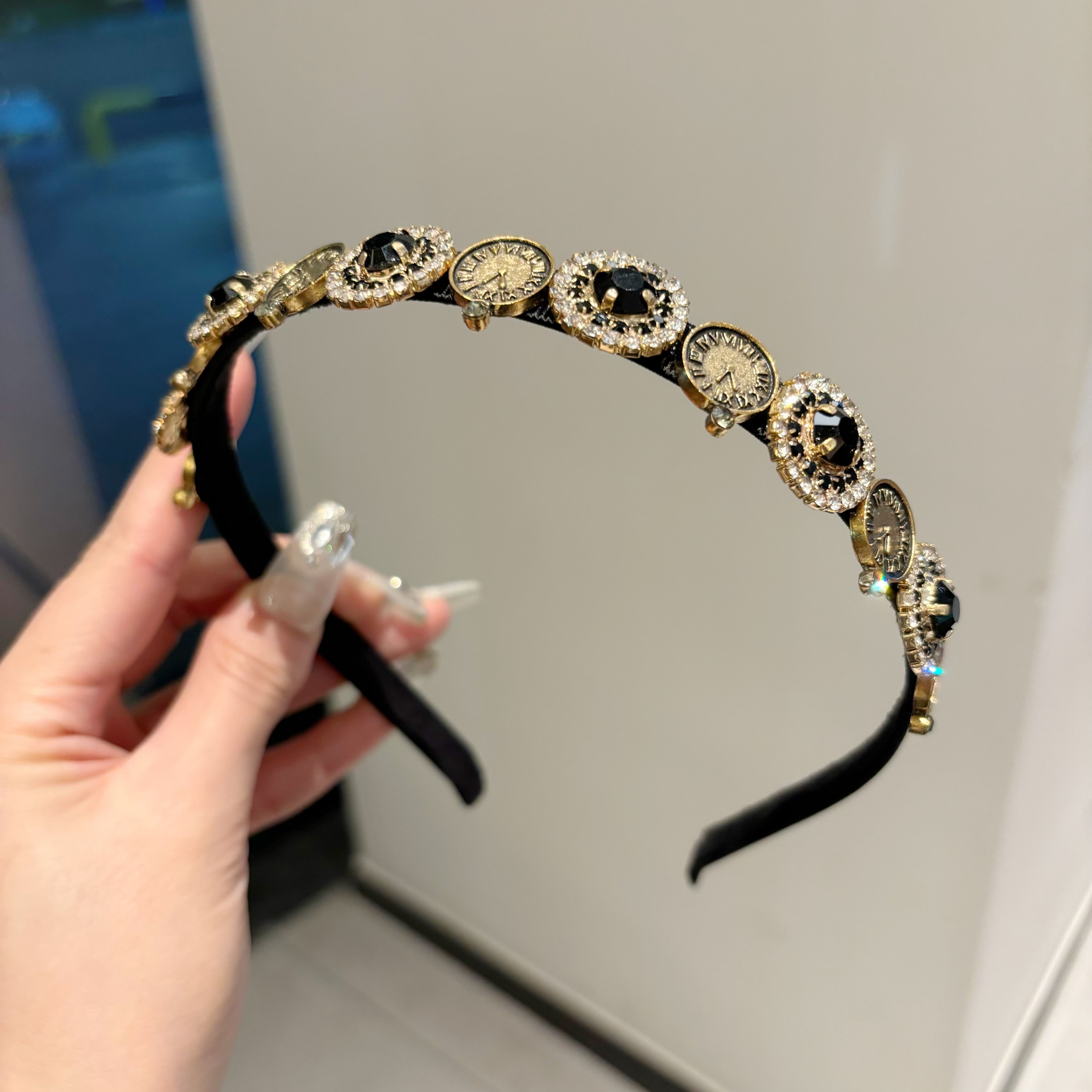 法式高级感小众复古头箍女网红精致个性时钟水钻发箍新款百搭头饰