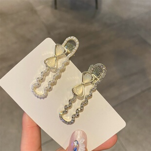 高端气质一字发卡夏季 韩版 小众设计水钻蝴蝶结鸭嘴夹发夹2025新款