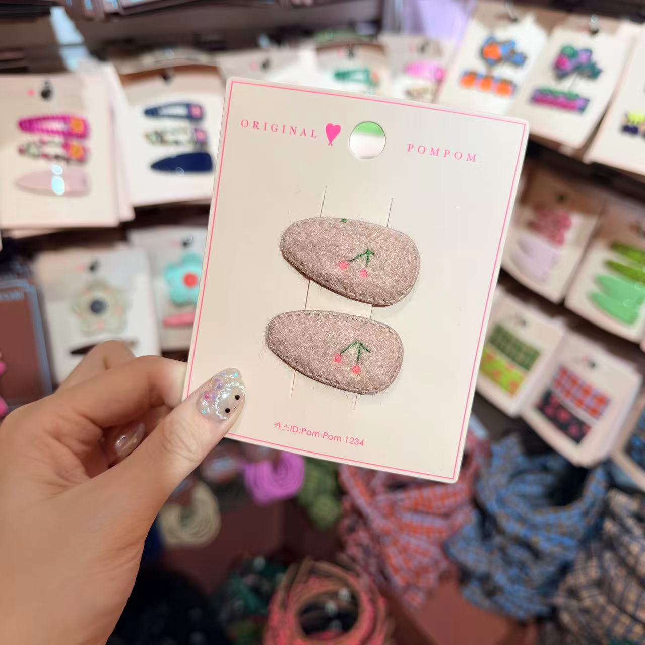 11.12韩国pom新款2025儿童彩色羊毛毡迷你对夹边夹