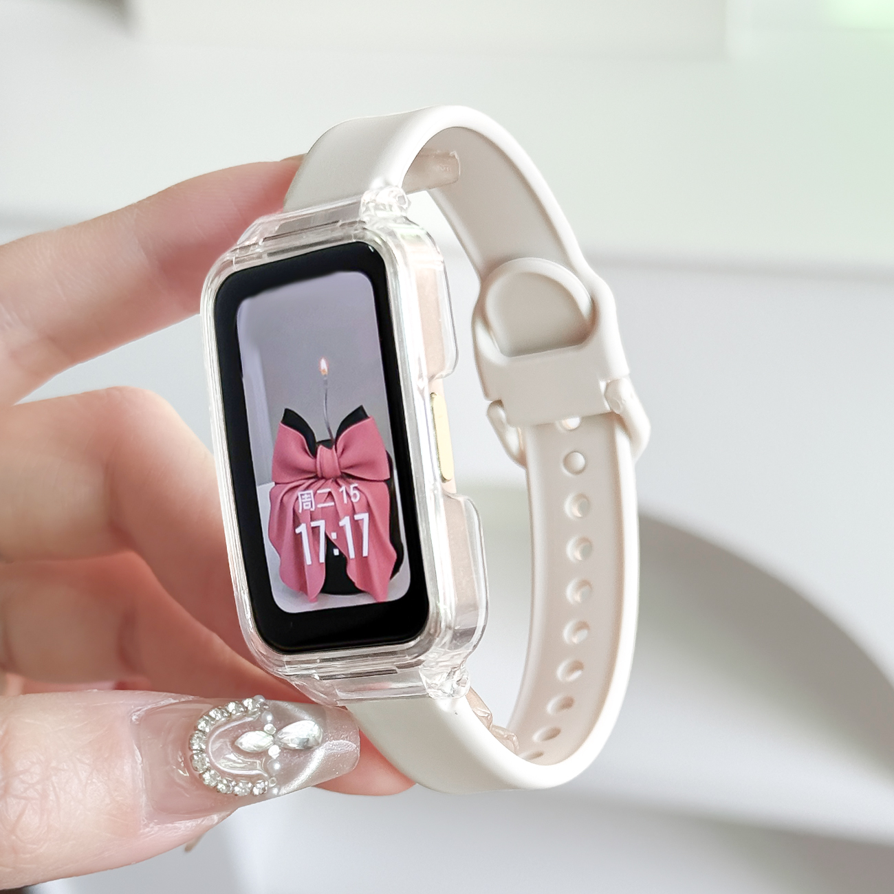 适用于华为手环10软硅胶日字反扣表带Band9替换带华为智能运动手环8NFC版男女生时尚高颜值透明壳透气腕链