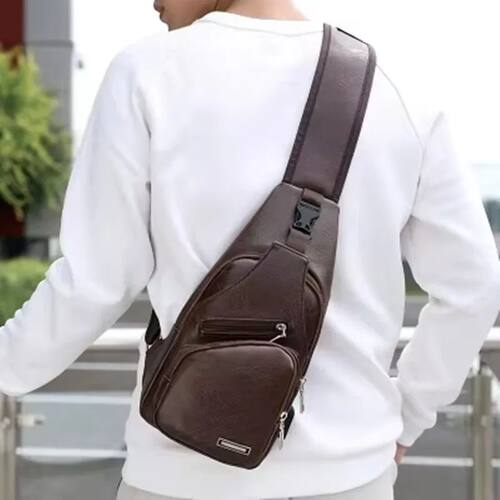 Men's new USB chest bag portable large capacity charging cas