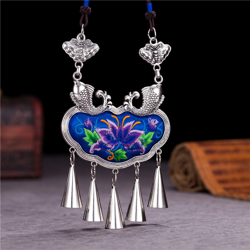 新款民族风西米亚吊坠刺绣毛衣链