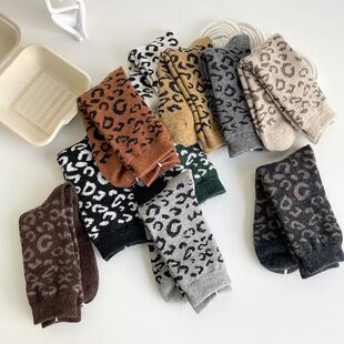 Thickened winter wool socks vintage fashion leopard print th