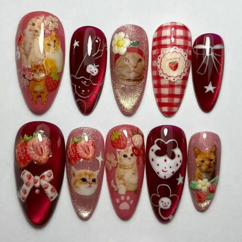 24pcs Strawberry Cat's Eye Press On Nails Japenese Vintage S