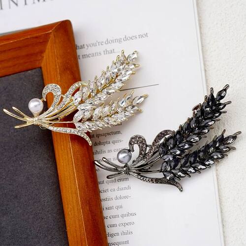 Korean version of flower crystal spring hair clips for women