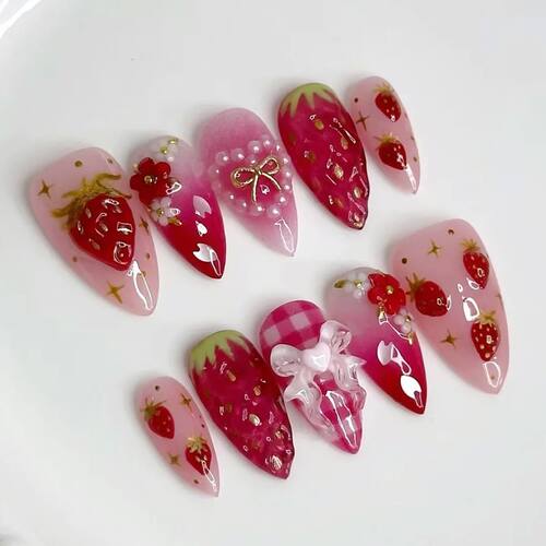 24pcs Wearable Press on Nails Strawberry Bow Design Nails Ti