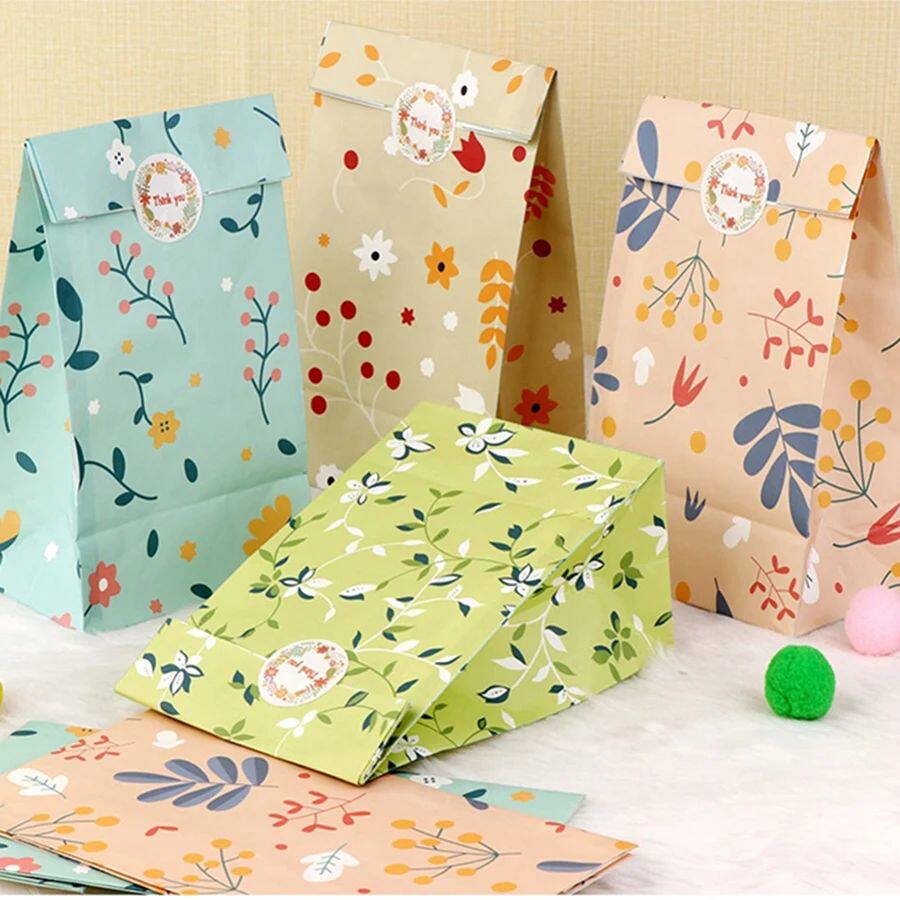 12/24PCS Plant Pattern Gift Paper Bags for Candy Cookie Bake