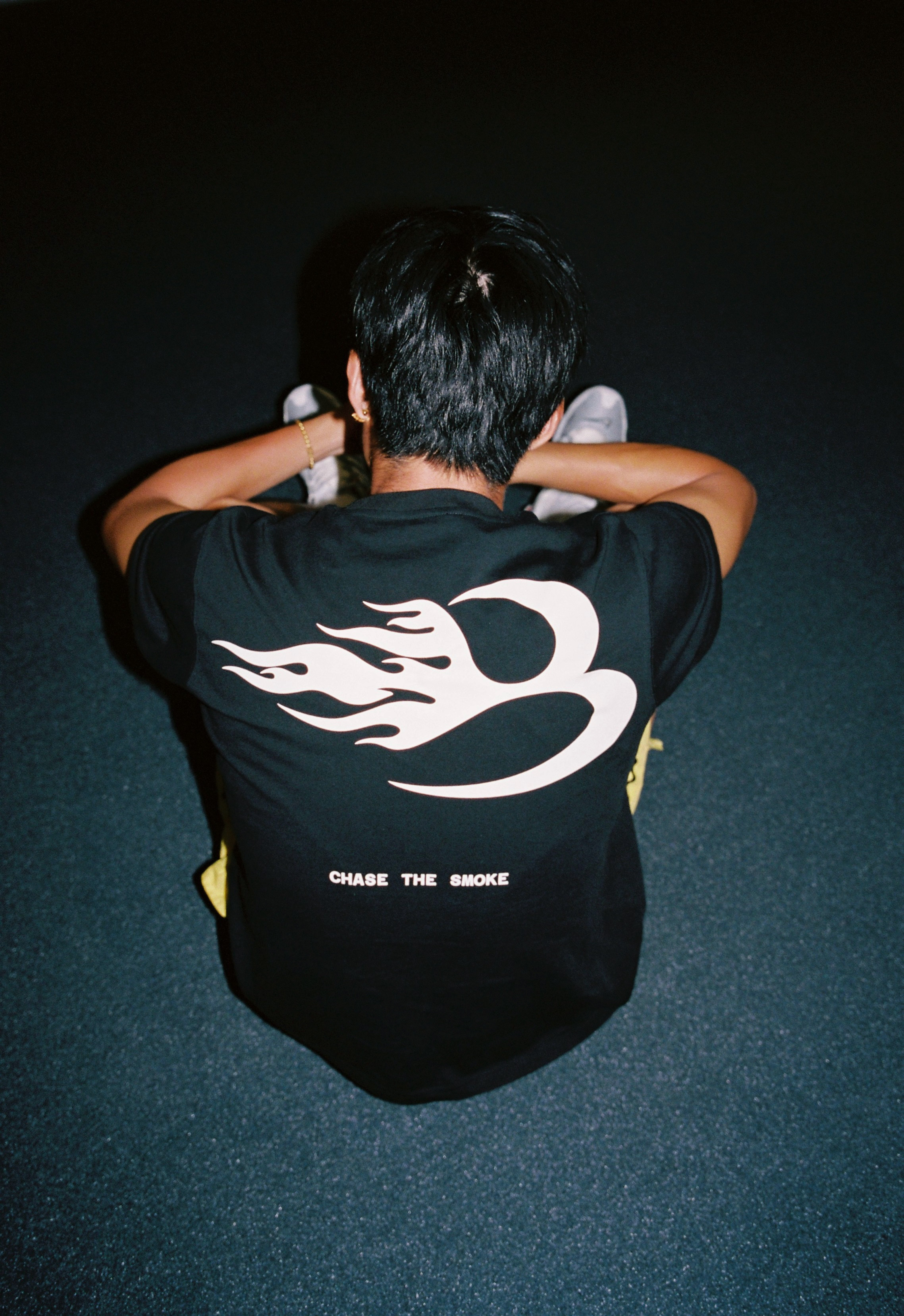 DIFF BREED “CHASE THE SMOKE” 经典LOGO印花短袖T恤