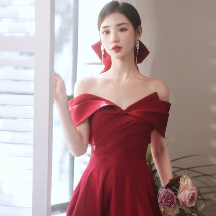 敬酒服新娘2025新款夏季订婚连衣裙平时可穿中长款小个子红色礼服