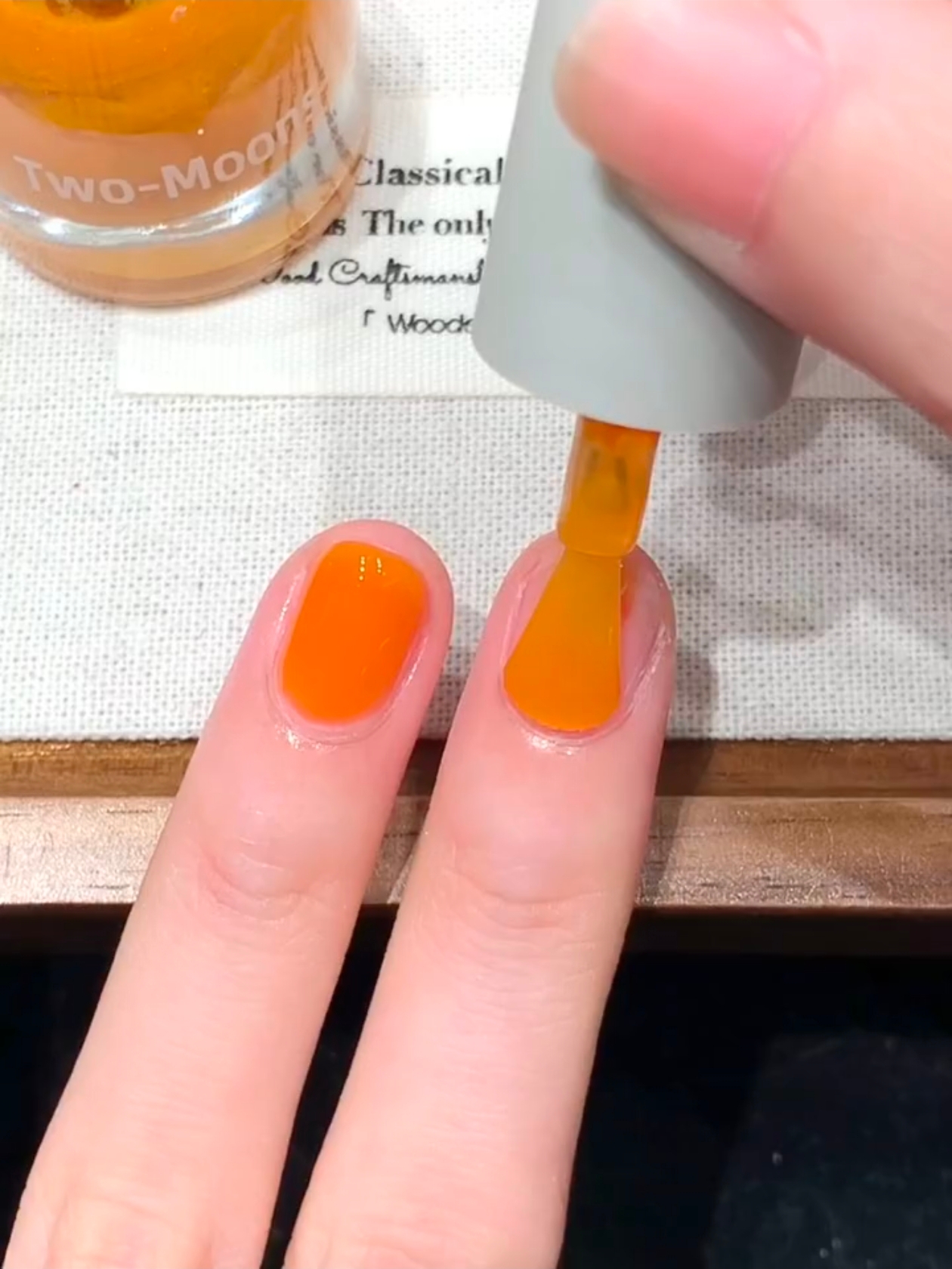 金桔蜜饯～是芬达汽水的颜色喂！Two-Moons可撕拉水性指甲油免烤
