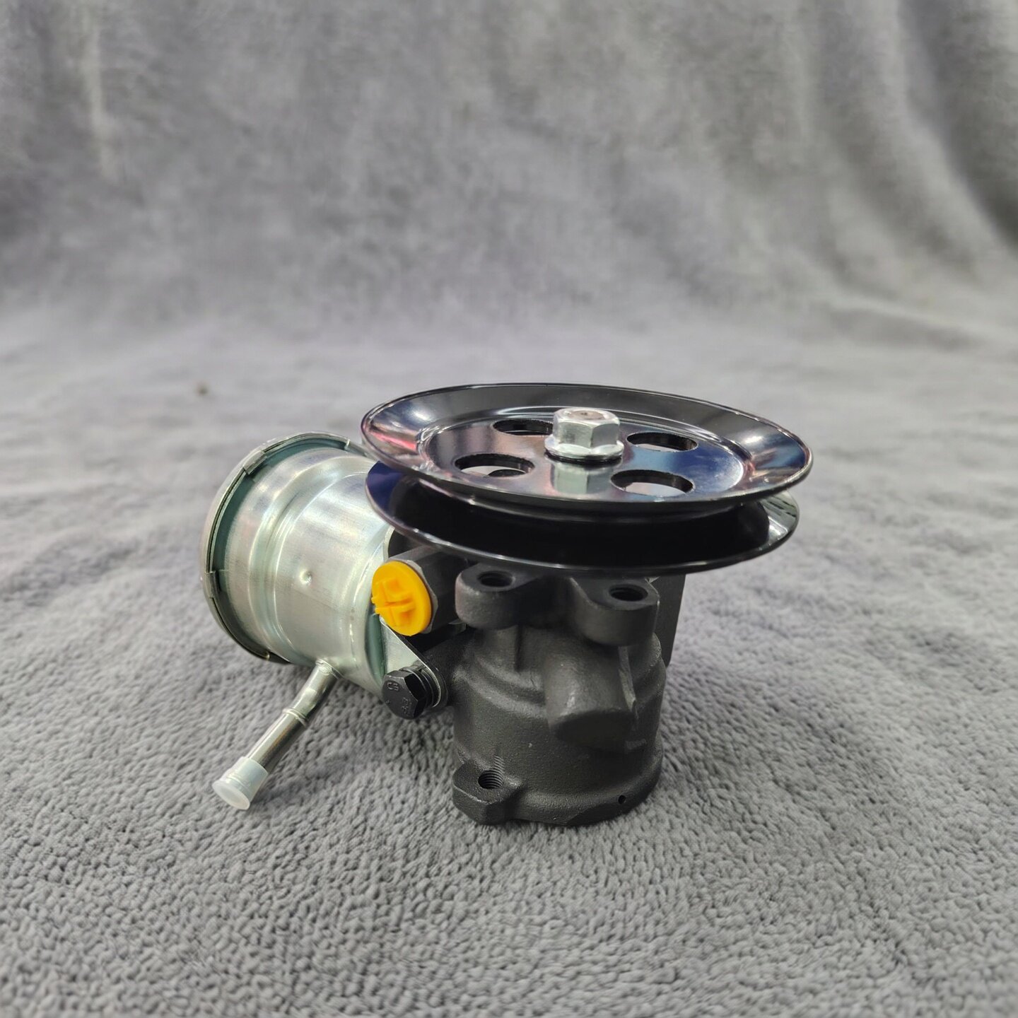 适用丰田TUV/KF72/KF80方向机助力泵总成转向器44320-0B010全新