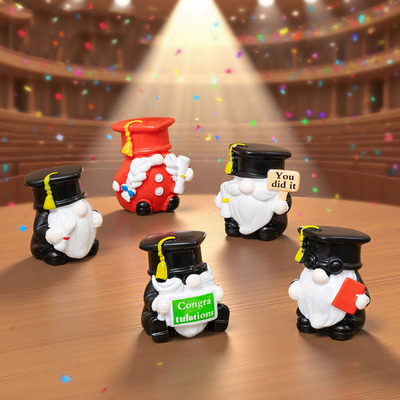 跨境新品微景观毕业季小矮人树脂工艺品 diy装饰品车载桌面小摆件